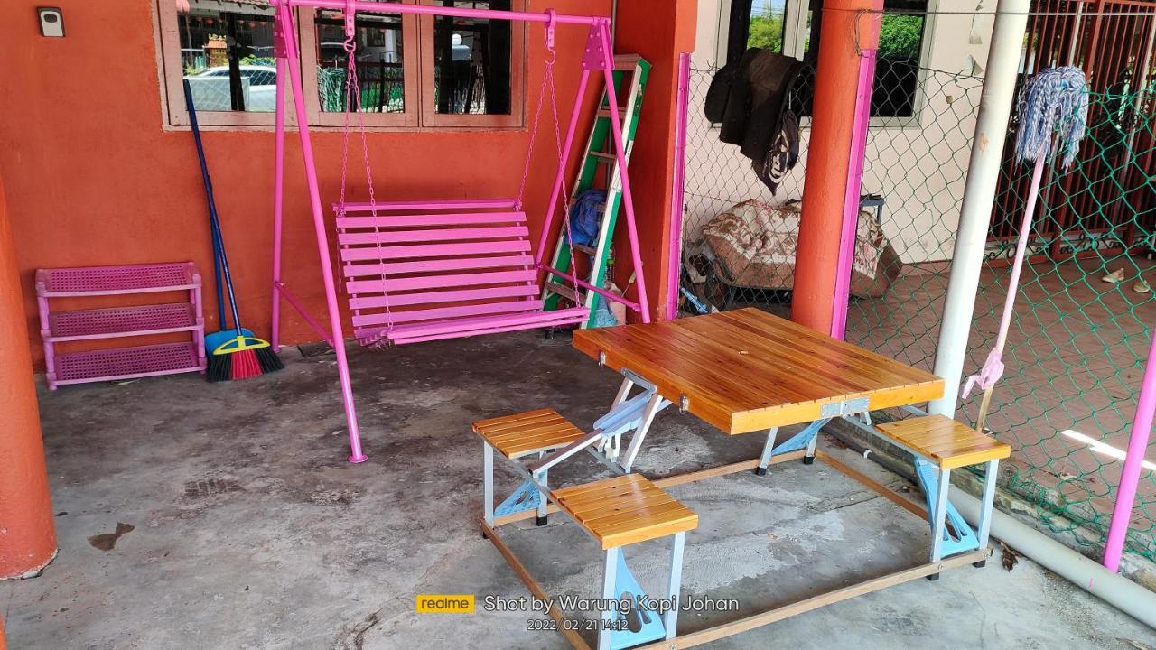 Homestay D' Tengah Bandar Kuala Rompin Exterior photo
